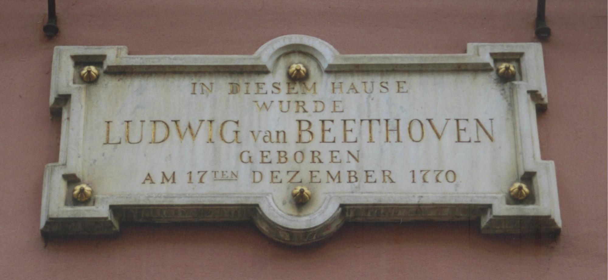 Naamplaatje op het geboortehuis in Bonn: ‘Am 17ten December 1770’