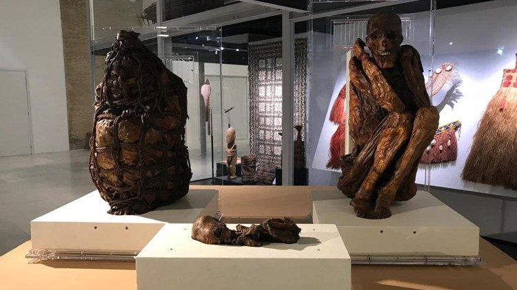 De drie Peruaanse mummies